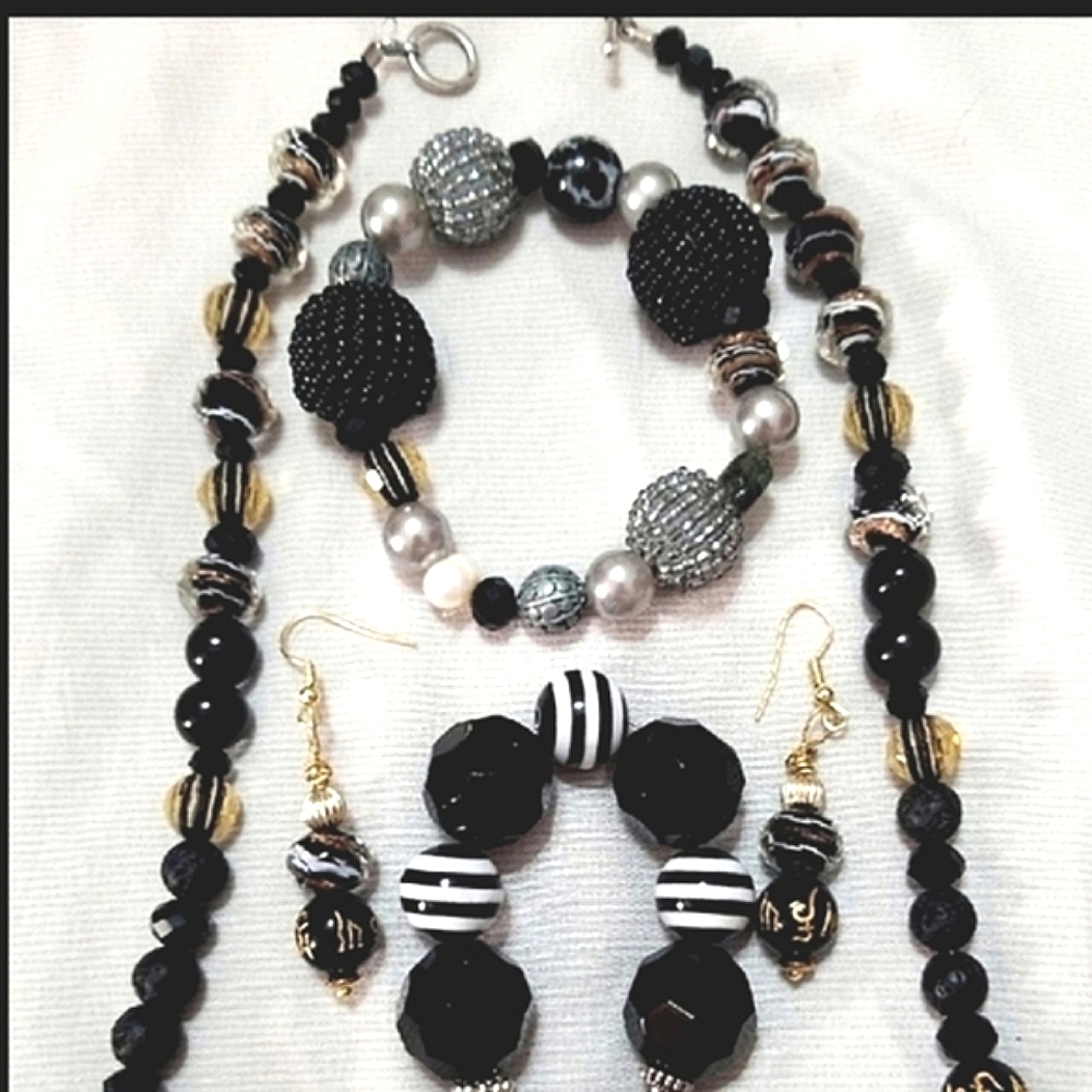 Vtg Obsidian Onyx Swarovskis Lava Stone jewelry SET Handmade  4pc FIRM$